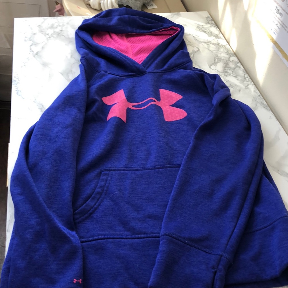 Blue Under Armour storm sweatshirt